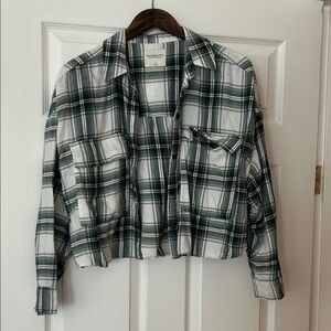 Abercrombie & Fitch Green and White Plaid Crop Flannel